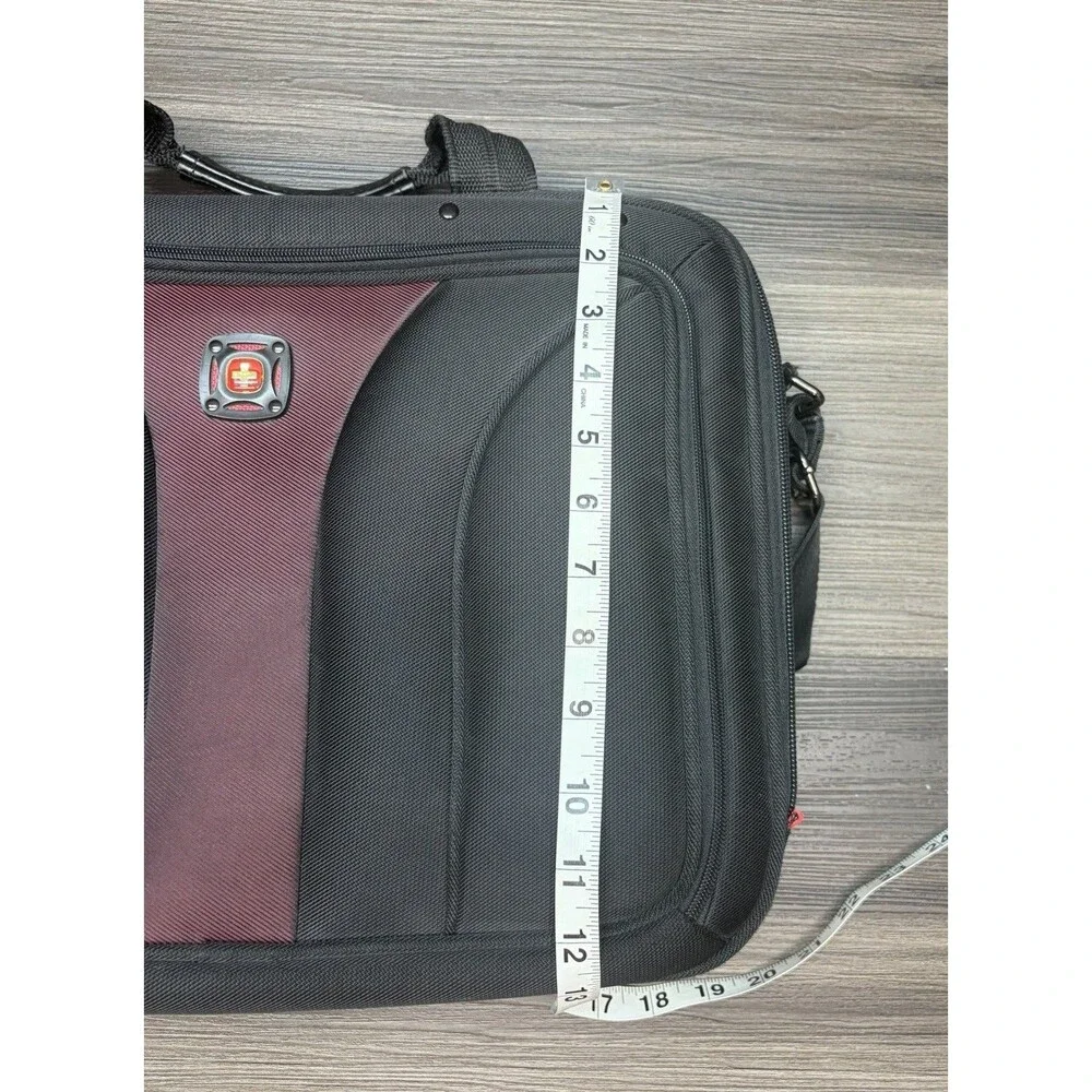 SwissGear key features